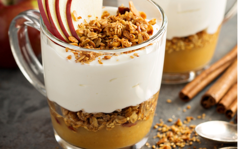 no-cook layered yogurt, applesauce, and raisin granola parfait