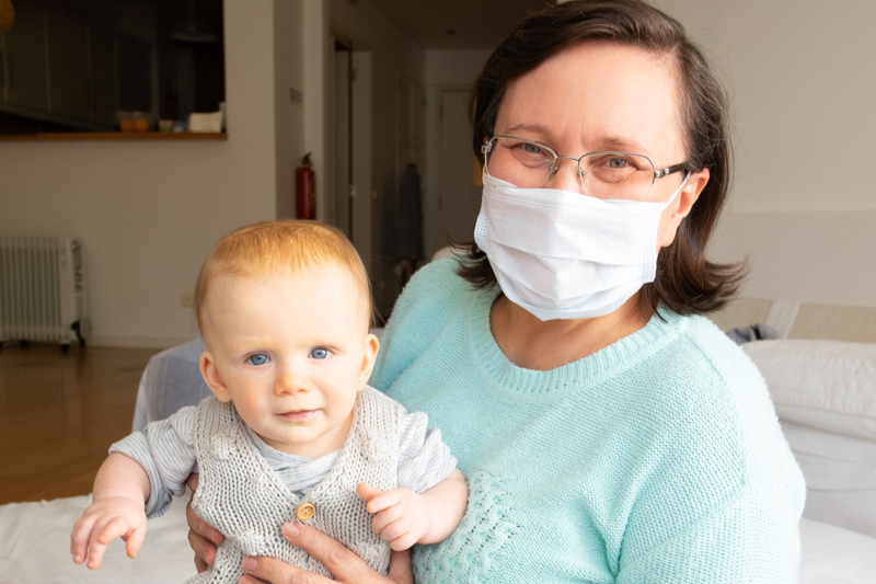 Masks make it difficult for babies to read lips