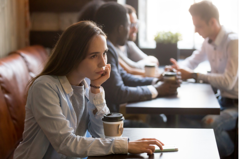 teenage girl avoids gathering because of language disorders