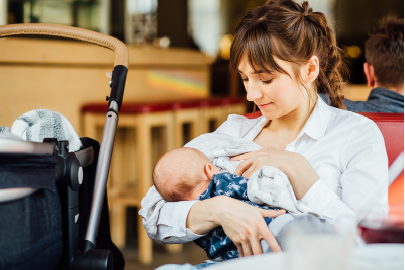 breastfeeding newborn